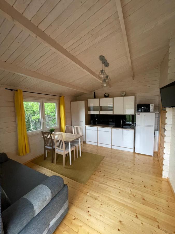 Sewana Pokoje Goscinne I Domki Letniskowe Mikołajki Extérieur photo