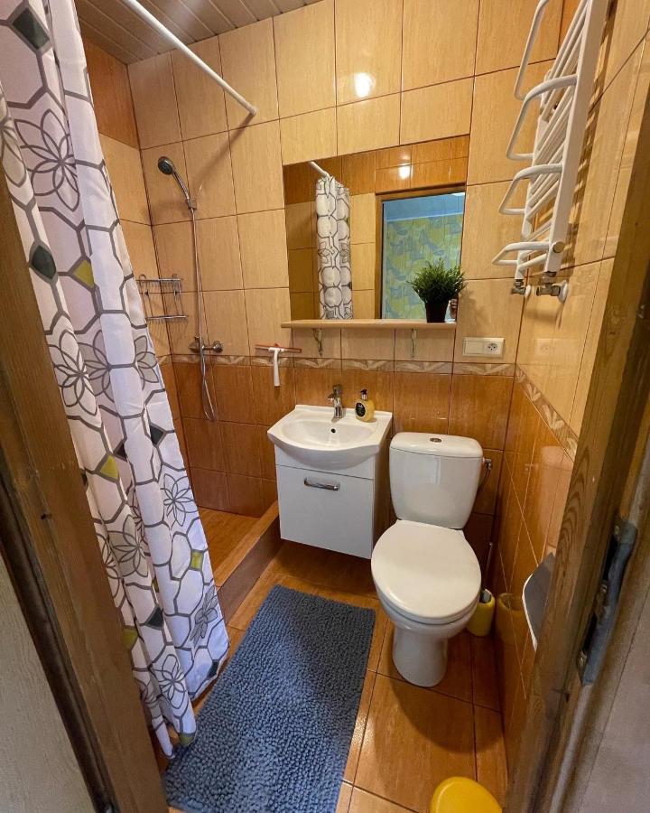 Sewana Pokoje Goscinne I Domki Letniskowe Mikołajki Extérieur photo