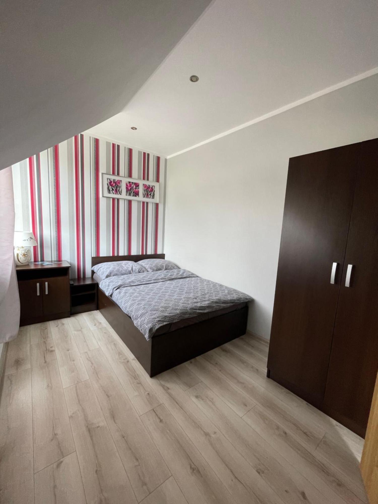 Sewana Pokoje Goscinne I Domki Letniskowe Mikołajki Extérieur photo