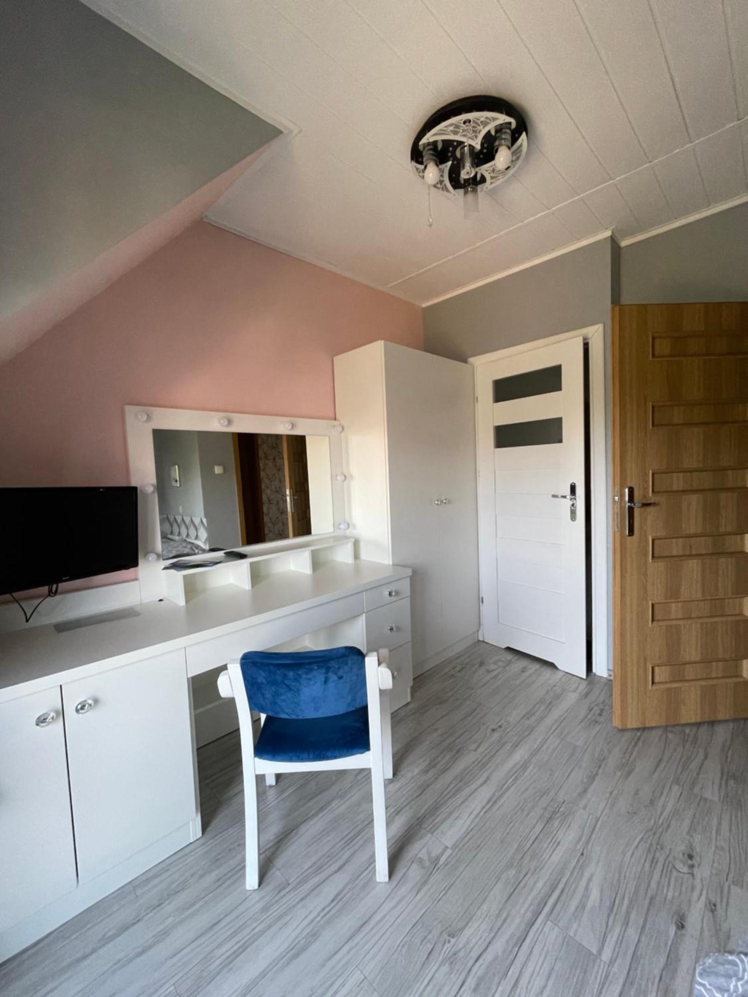 Sewana Pokoje Goscinne I Domki Letniskowe Mikołajki Extérieur photo