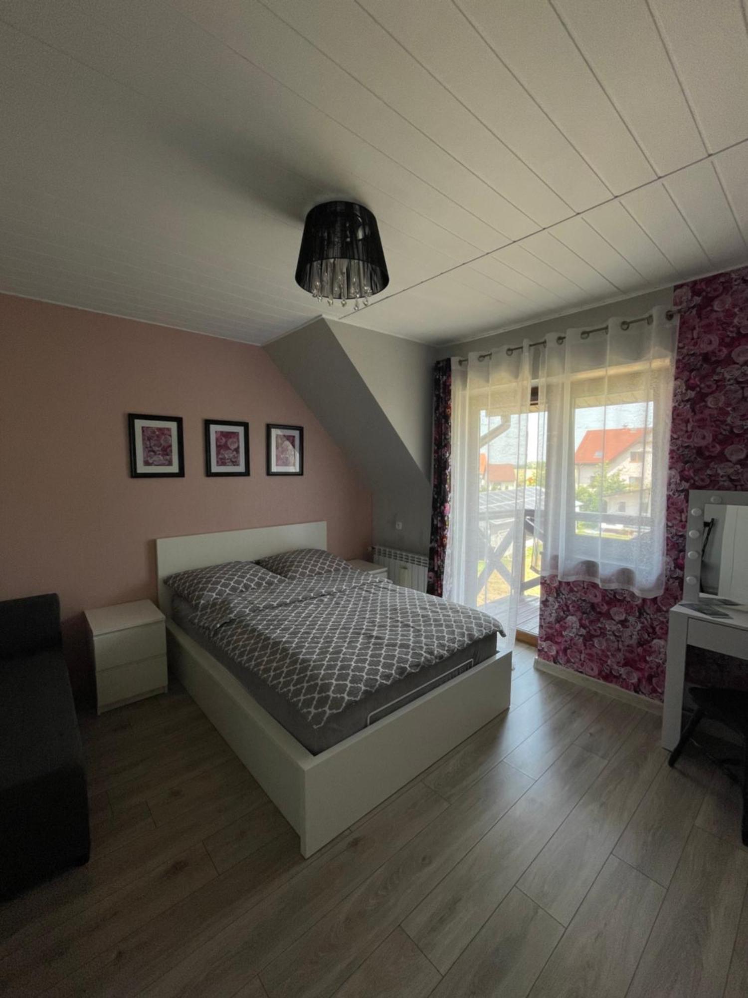 Sewana Pokoje Goscinne I Domki Letniskowe Mikołajki Extérieur photo